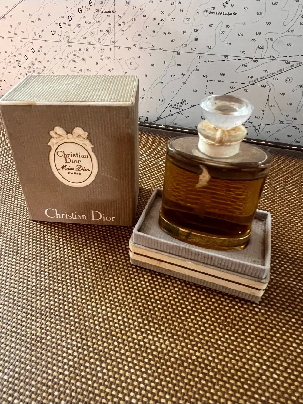 Vintage Christian Dior Miss Dior Paris 1/2 FL.OZ Perfume With Box - Picture 9 of 12